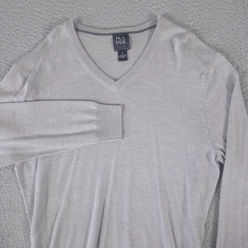 Jos A Bank Sweater Mens XL Gray Traveler 100% Merino Wool V-Neck Casual Office